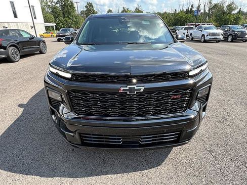 New 2027 Chevrolet Traverse RS w/ LPO, Floor Liner Package AWD/4WD image 9