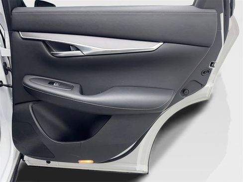 Used 2024 INFINITI QX50 Luxe image 41
