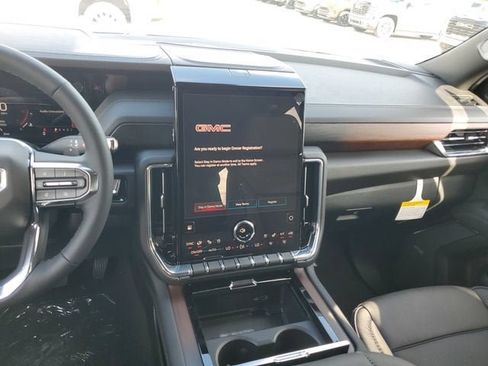 New 2026 GMC Yukon Denali RWD image 14
