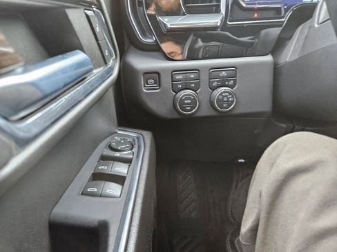 Used 2022 Chevrolet Silverado 1500 RST w/ Z71 Off-Road Package image 14