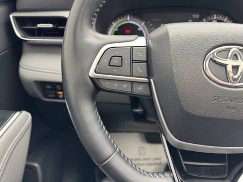 Used 2022 Toyota Highlander Platinum image 24