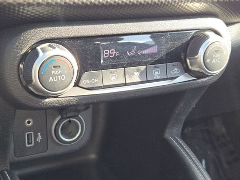 Used 2020 Nissan Kicks SV image 26