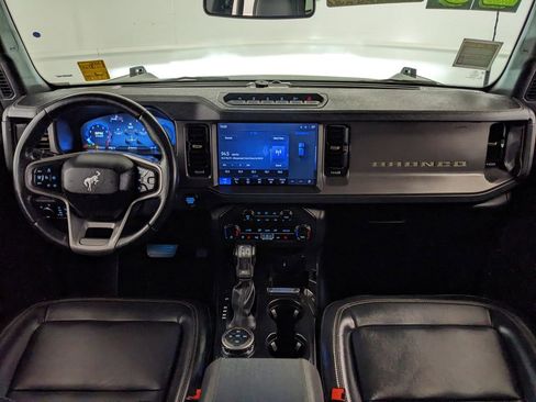 Certified 2025 Ford Bronco Badlands AWD/4WD image 7
