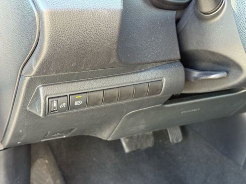 Used 2024 Toyota Corolla LE image 17