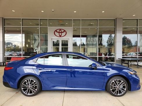 New 2026 Toyota Camry XLE image 3