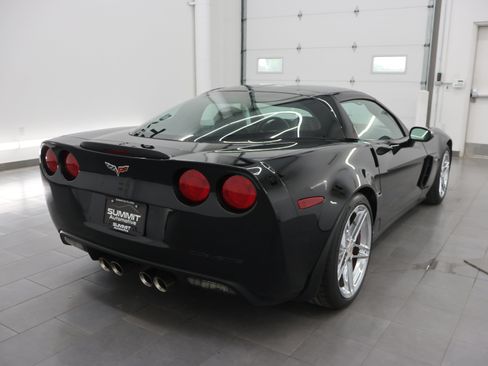 Used 2007 Chevrolet Corvette Z06 w/ Preferred Equipment Group RWD image 5