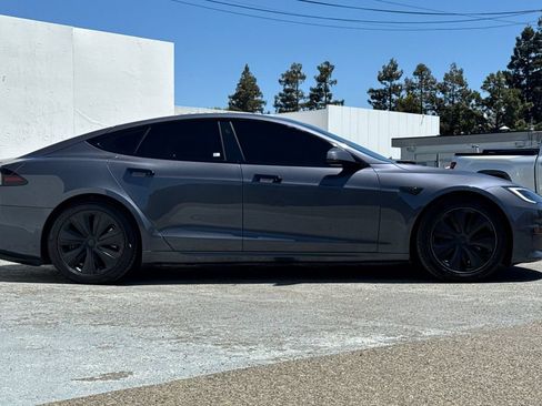 Used 2022 Tesla Model S AWD/4WD image 2