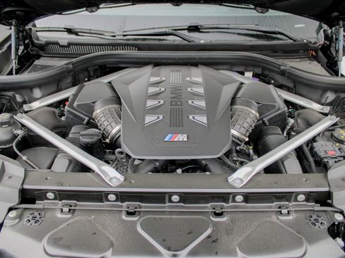 Used 2026 BMW X7 M60i image 23