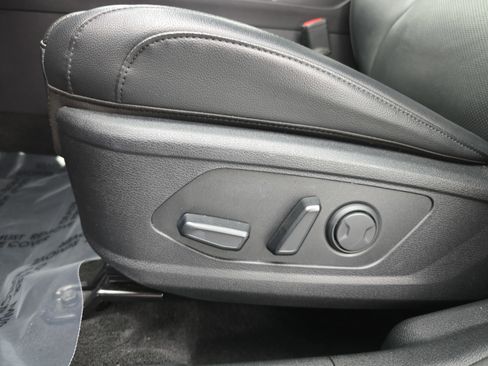 Used 2024 Kia Sportage EX image 28