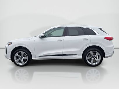 Certified 2025 Audi Q5 Premium w/ Premium Plus