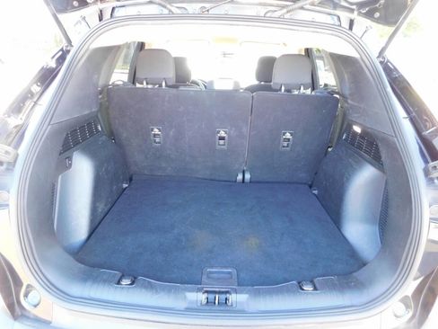 Used 2020 Ford Escape SE image 5