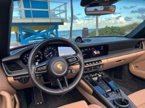 Used 2022 Porsche 911 Carrera RWD image 22
