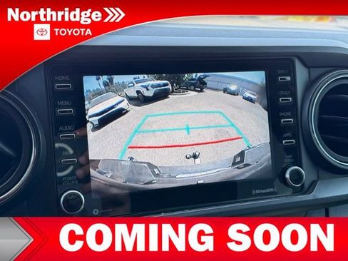 Used 2020 Toyota Tacoma TRD Off-Road w/ Technology Package AWD/4WD image 5