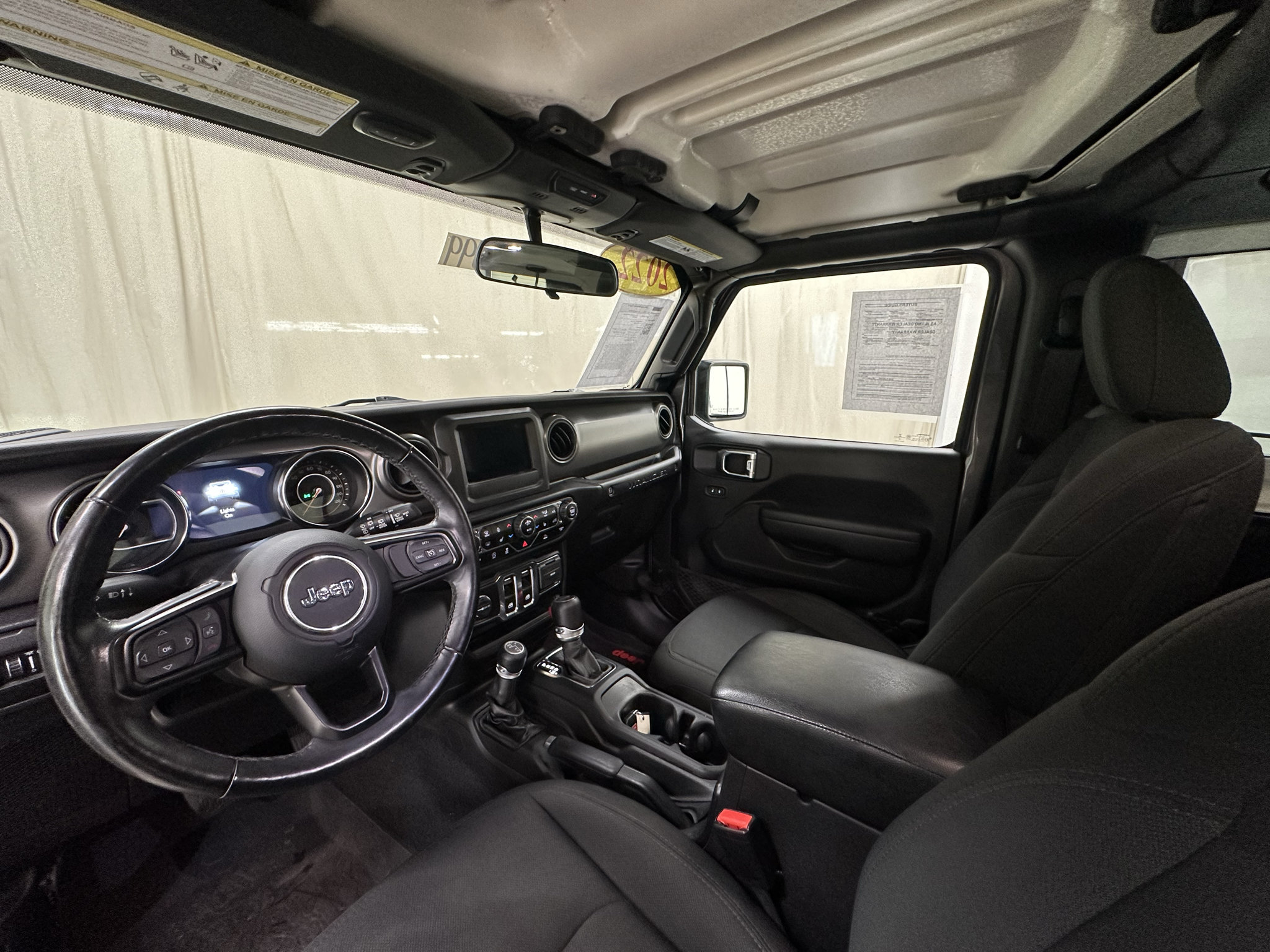 Used 2022 Jeep Wrangler Sport AWD/4WD image 23