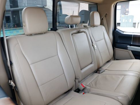 Used 2017 Ford F150 Lariat w/ Equipment Group 501A Mid image 17