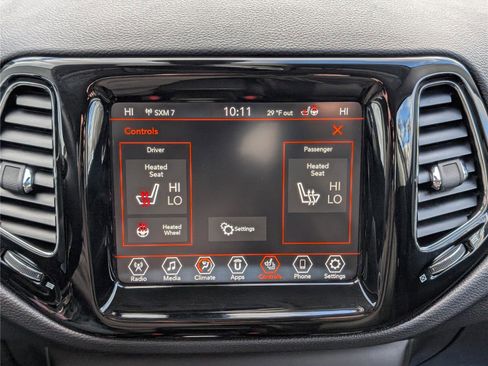 Used 2019 Jeep Compass Limited image 29