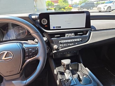 Certified 2023 Lexus ES 350 w/ Premium Package FWD image 6
