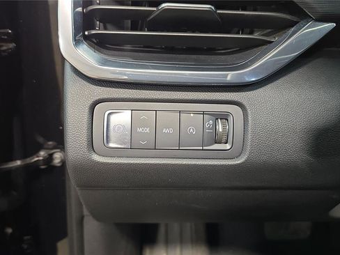 Used 2025 GMC Acadia Elevation image 26