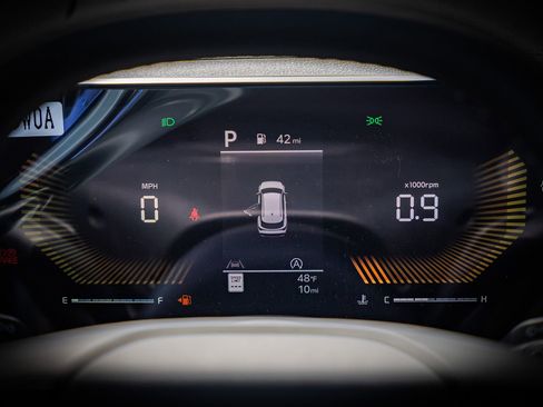 New 2026 Kia Sportage EX FWD image 18