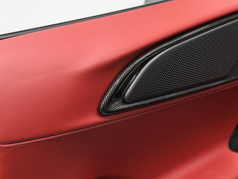 Used 2025 Ferrari Purosangue image 38