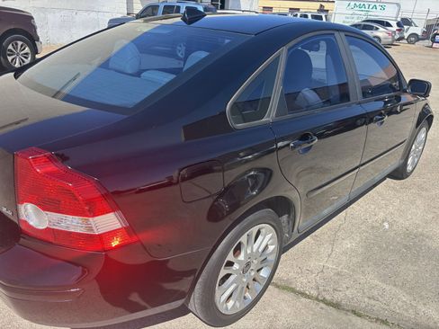 Used 2006 Volvo S40 2.4i FWD image 5