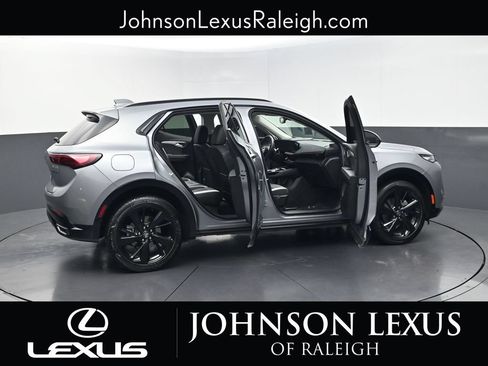 Used 2024 Buick Envision Sport Touring AWD/4WD image 31