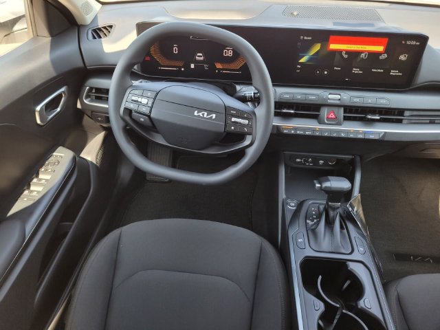 New 2026 Kia K4 FWD image 12
