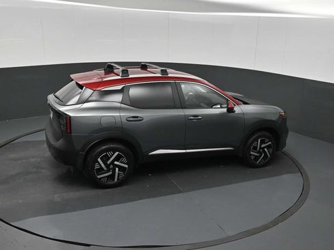Used 2026 Nissan Kicks SV w/ Interior Electronics Package FWD image 17