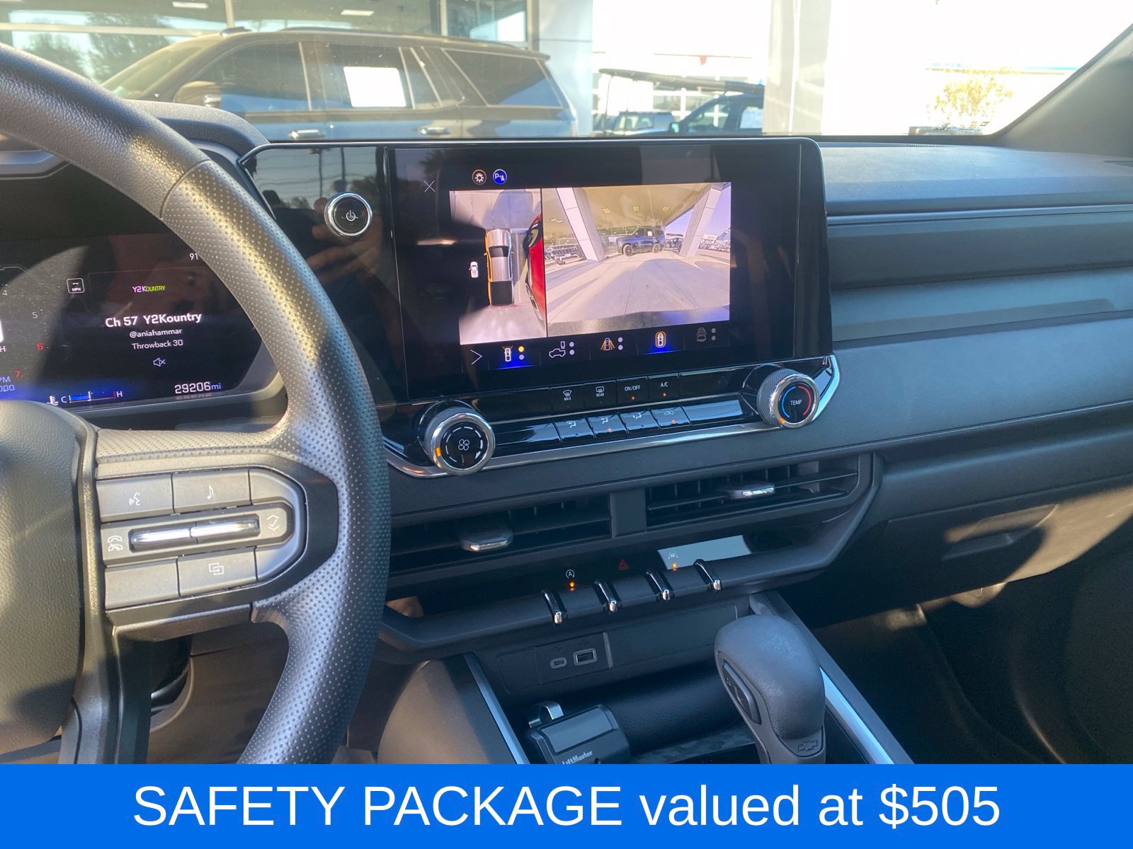 Used 2024 Chevrolet Colorado Trail Boss w/ Technology Package AWD/4WD image 7