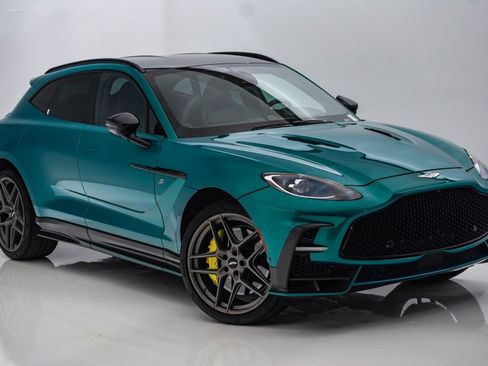 Used 2026 Aston Martin DBX 707 AWD/4WD image 3