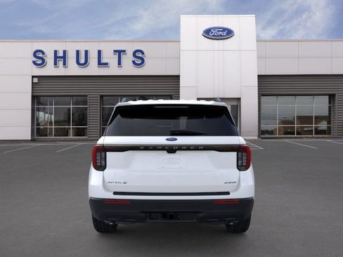 New 2026 Ford Explorer Active image 5