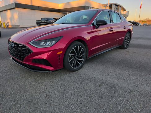 Used 2020 Hyundai Sonata SEL Plus image 1