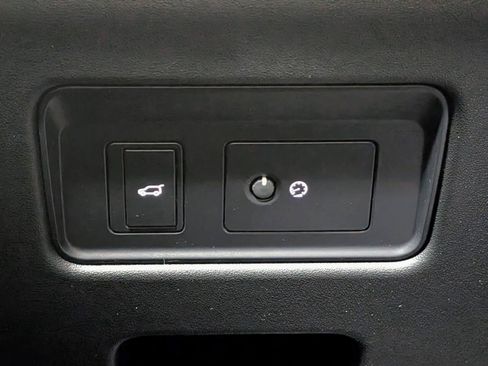 Used 2019 Land Rover Discovery SE AWD/4WD image 35