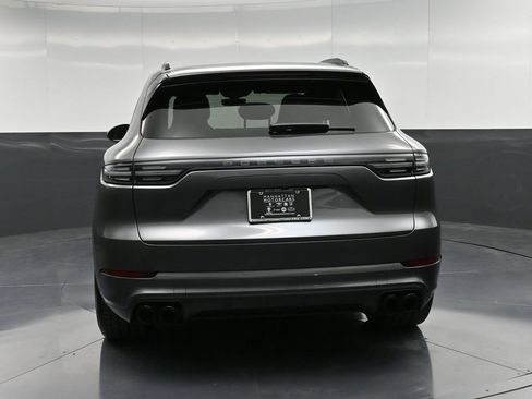 Certified 2021 Porsche Cayenne Turbo image 7