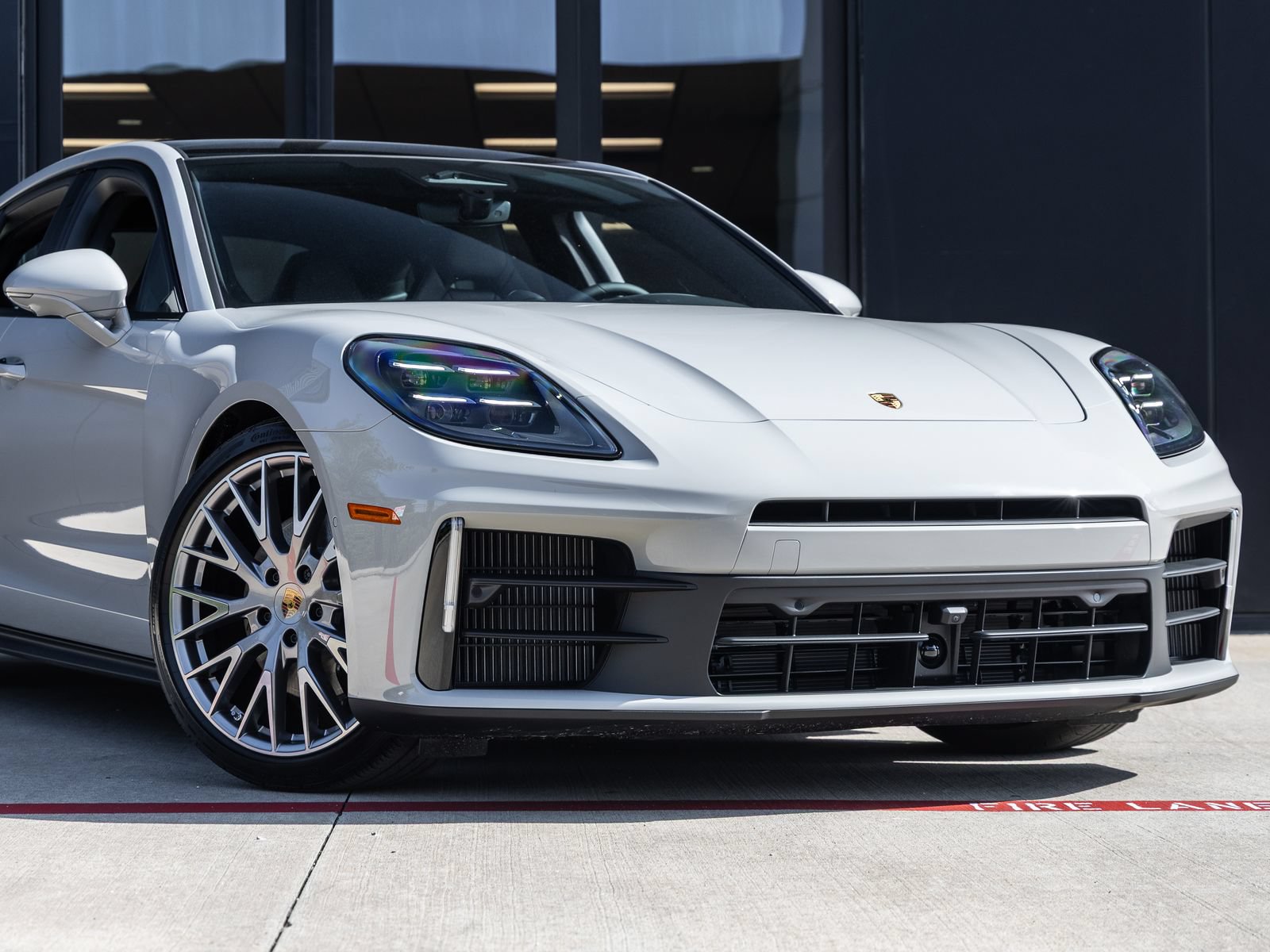 New 2026 Porsche Panamera 4 AWD/4WD image 9
