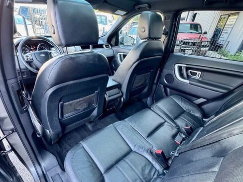 Used 2016 Land Rover Discovery Sport HSE image 21