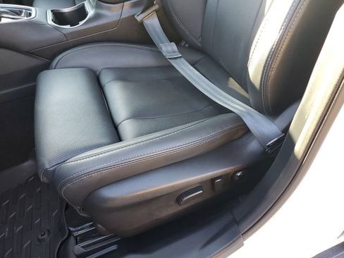 Certified 2025 Subaru Outback Touring XT w/ Tech Package 3 image 21