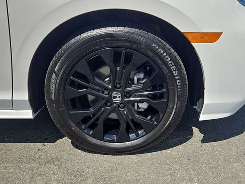 Used 2026 Honda Odyssey Sport-L image 8