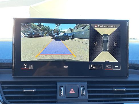 Used 2022 Audi Q5 2.0T Prestige w/ Prestige Package image 26