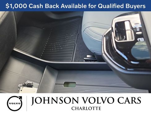 New 2026 Volvo EX30 Plus w/ Protection Package Premier image 26