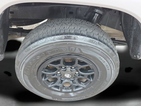 Used 2021 Toyota Tacoma SR5 image 35