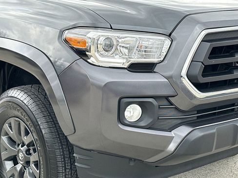 Used 2023 Toyota Tacoma SR5 w/ Technology Package image 9