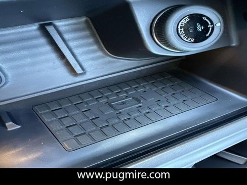 New 2025 Ford Expedition Active image 33