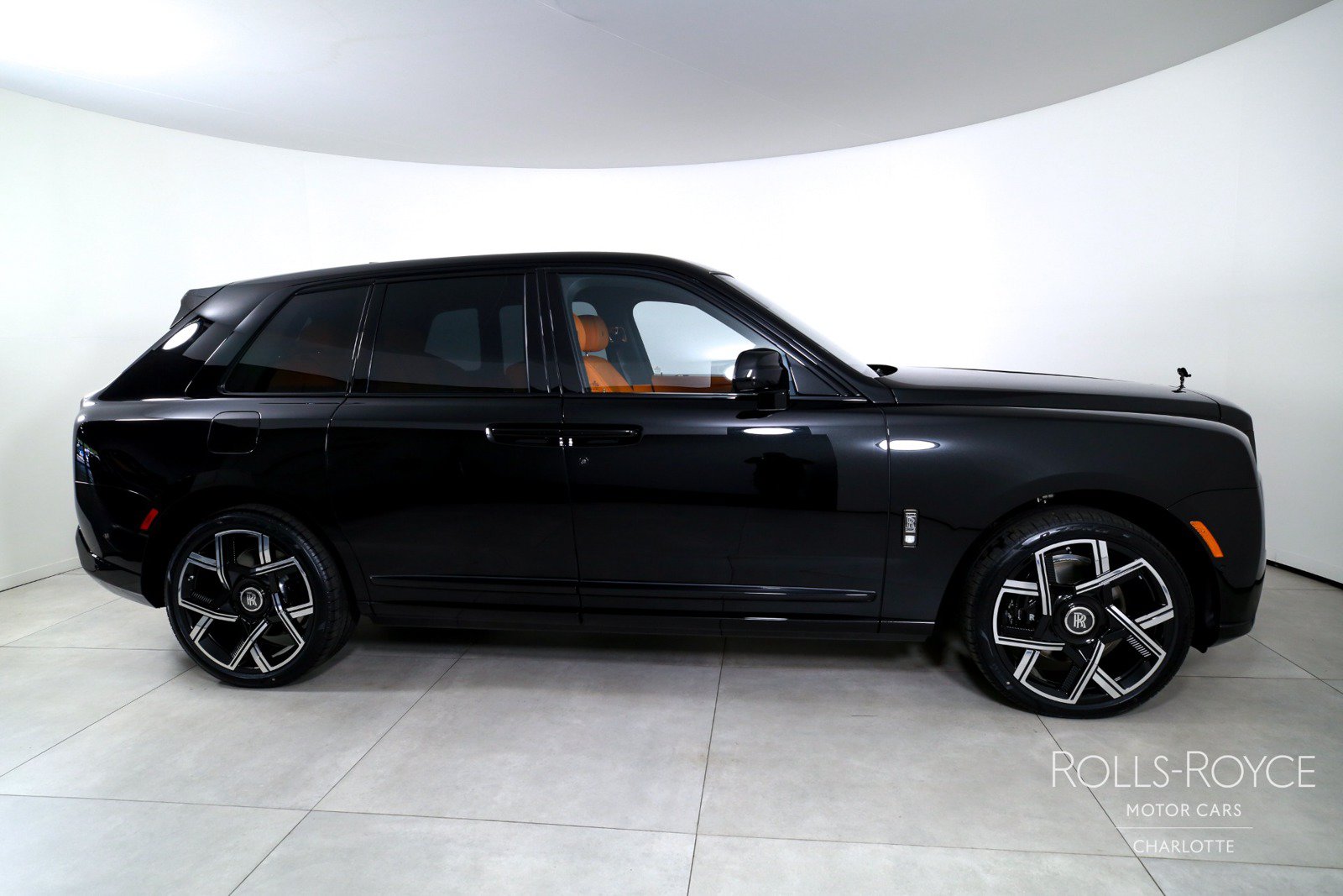 New 2027 Rolls-Royce Cullinan Black Badge AWD/4WD image 10