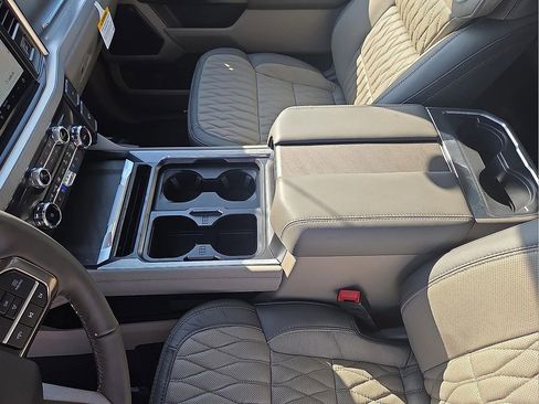 New 2026 Ford F350 Platinum w/ Platinum Plus Package AWD/4WD image 20