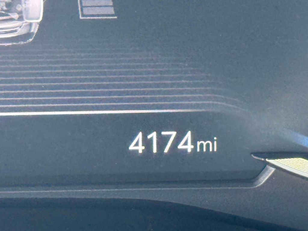 Certified 2026 Genesis G70 2.5T AWD/4WD image 28