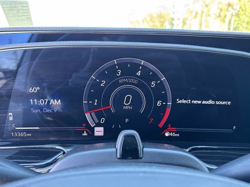 Certified 2024 Cadillac Escalade V image 33