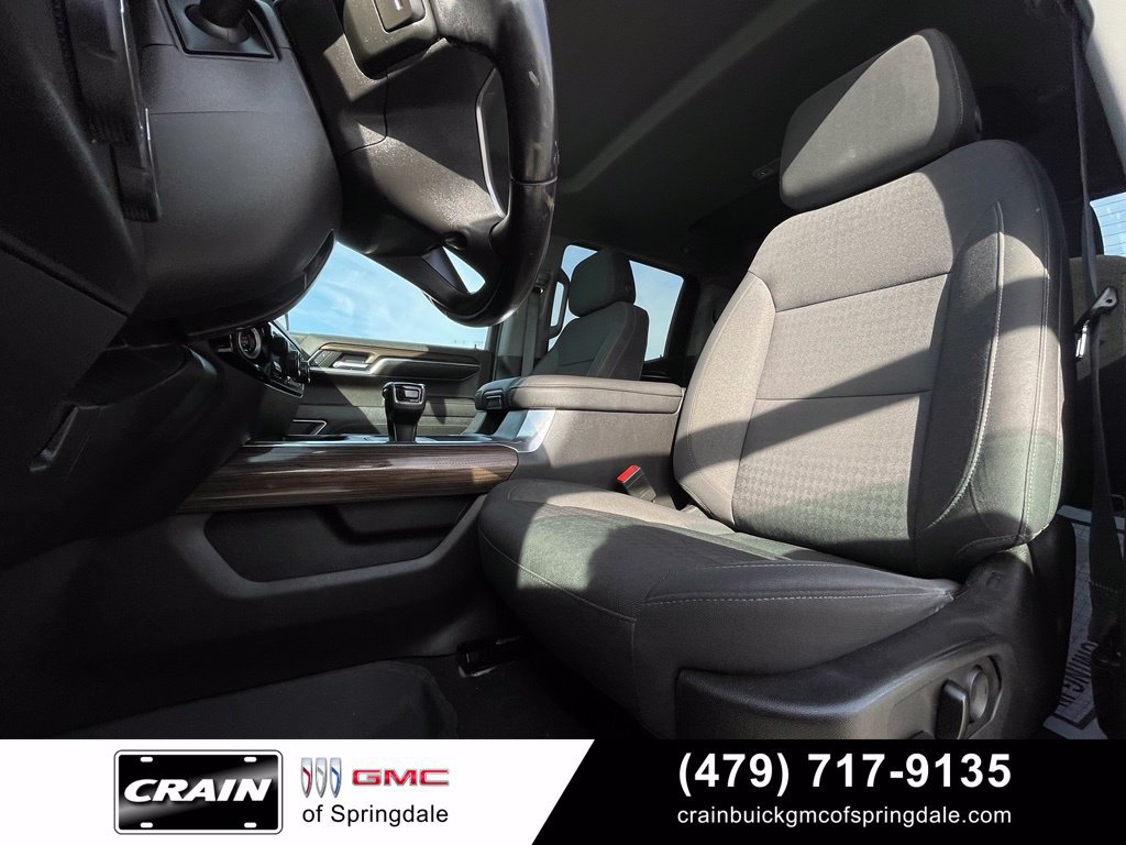 Used 2022 Chevrolet Silverado 1500 LT AWD/4WD image 22