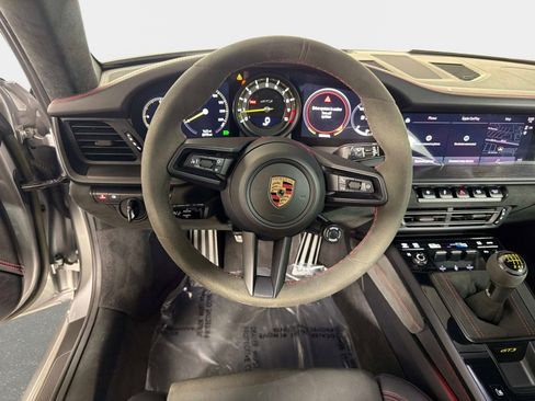 Used 2023 Porsche 911 GT3 image 32
