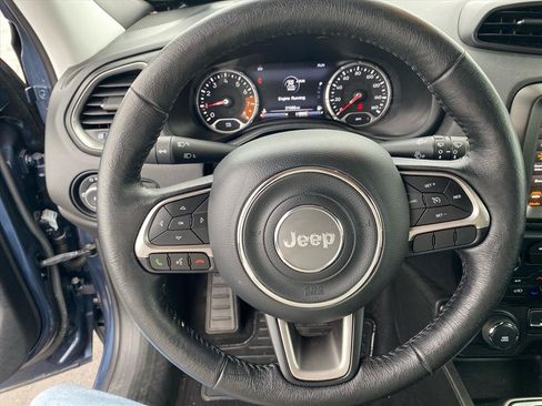 Used 2022 Jeep Renegade Latitude w/ Convenience Group AWD/4WD image 10